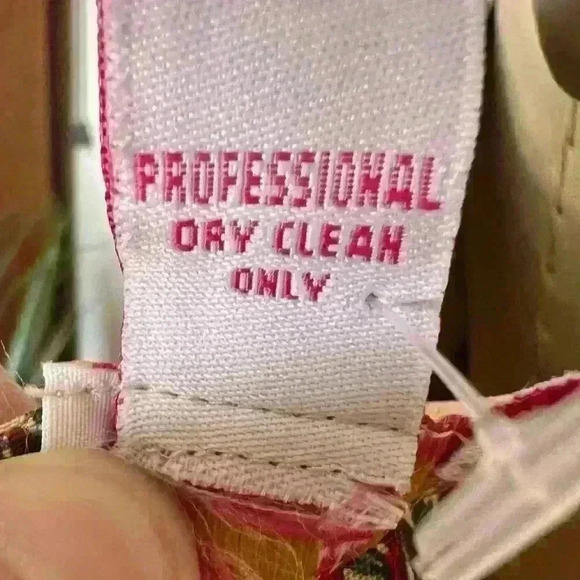 Plenty by Tracey Reese, 100% Silk Dress Wooden Ring detail at waist. Size 8 - Picture 11 of 12